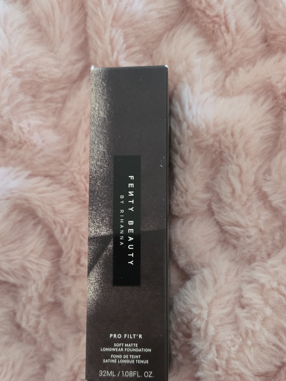 Fenty Beauty Pro Filt'r Soft Matte Longwear Foundation - Neutral Shade (32ml)
